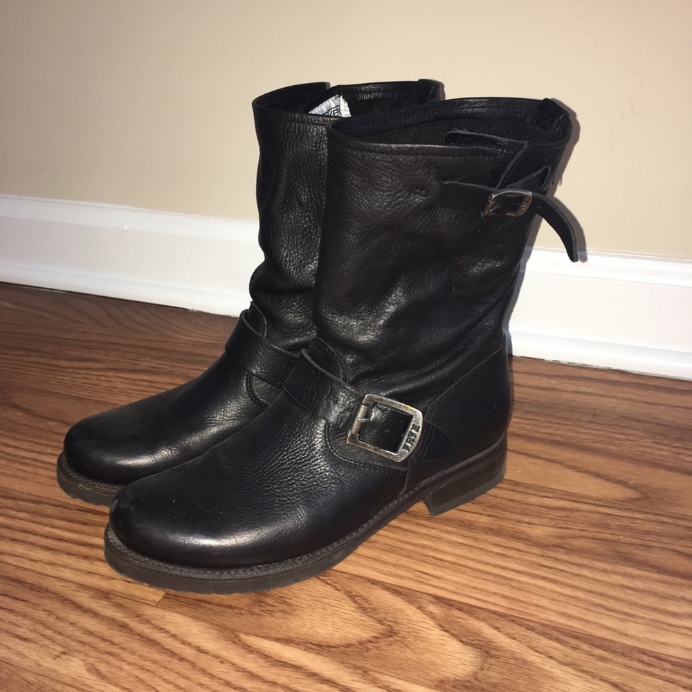 Frye Veronica black short boot, size 6.5